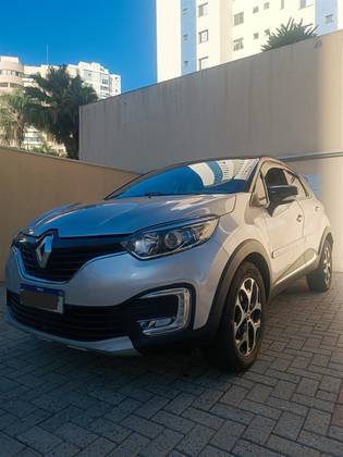 RENAULT CAPTUR 2.0 16V HI-FLEX INTENSE AUTOMÁTICO RENAULT CAPTUR 2.0 16V HI-FLEX INTENSE AUTOMÁTICO